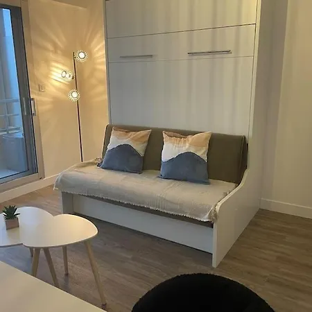 Appartement Cadre Parfait En Face Du Port, Confortable *