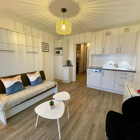 Cadre Parfait En Face Du Port, Confortable Daire Pornichet