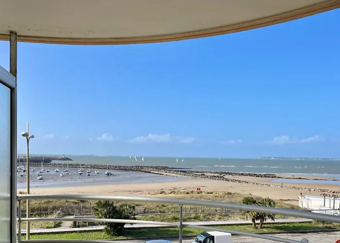 Cadre Parfait En Face Du Port, Confortable Lejlighed