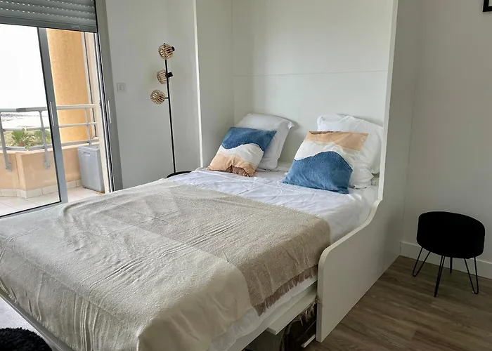 Cadre Parfait En Face Du Port, Confortable * Pornichet